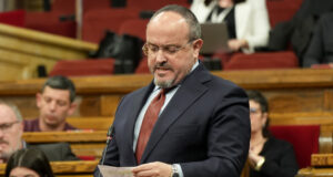 Junts diu que la retirada del pressupost suposa el “fracàs” d’Illa: “Quin desori, quina inestabilitat i quin espectacle”